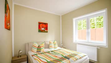 Condo | 2 bedrooms, individually decorated, individually furnished, free WiFi