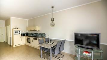 Kondominium | Dapur pribadi | Lemari es, microwave, oven, dan kompor