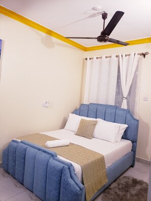 1 bedroom, iron/ironing board, WiFi, bed sheets