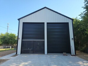 Exterior - "Say When!"- Bring your boat! (Pottsboro)