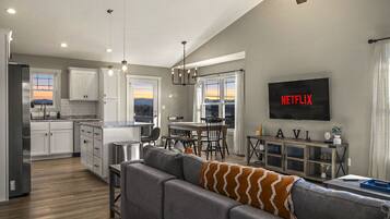 Smart TV, books