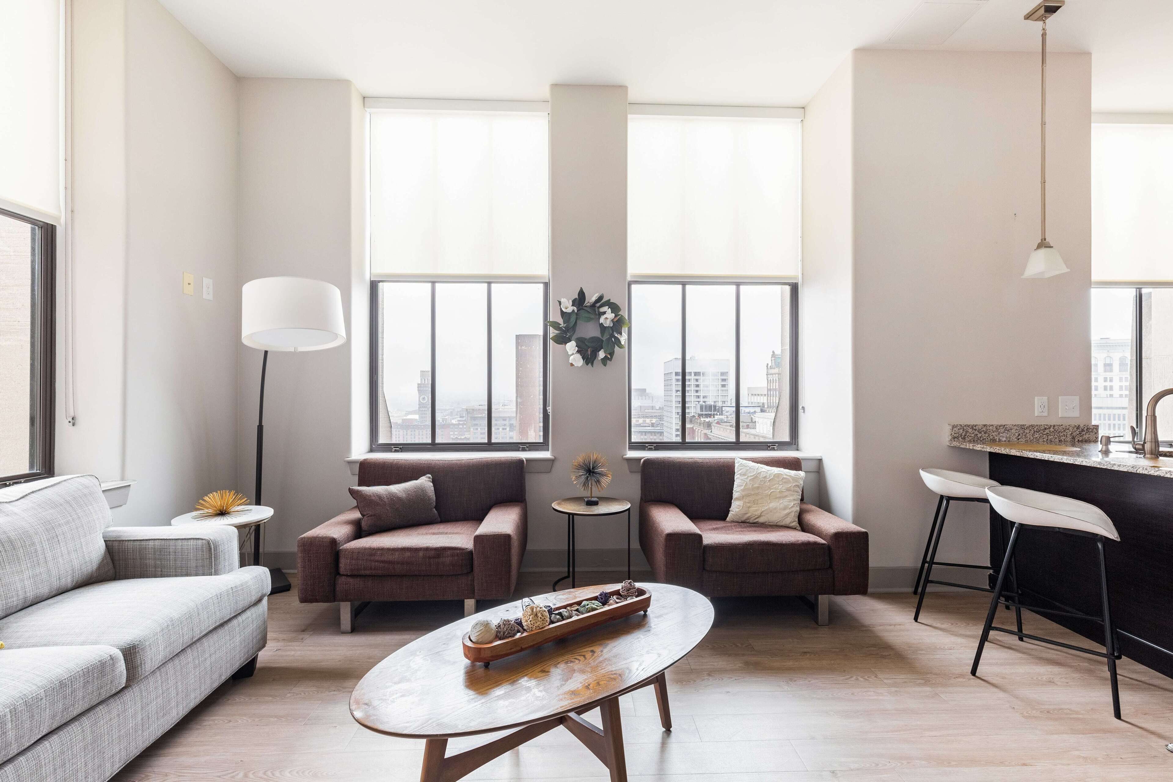 City Apartment | Living area