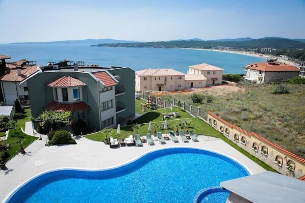 Pool - Gorgeous, 1 Bed Apt, Sea Views. (Sozopol)