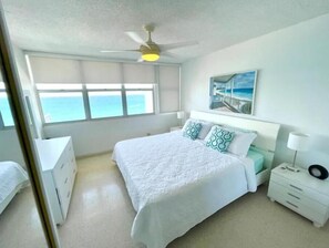 1 slaapkamer, een bureau, een strijkplank/strijkijzer, gratis wifi