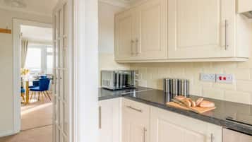 Fridge, microwave, oven, toaster