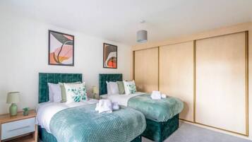 2 soverom, strykejern/-brett, wi-fi og sengetøy