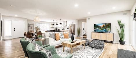 Fernseher, Kamin, Tischtennisplatte