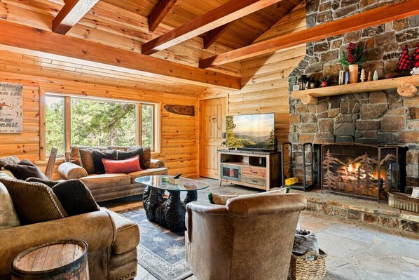 スマートテレビ、暖炉