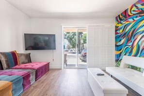 Smart-tv och en stereo