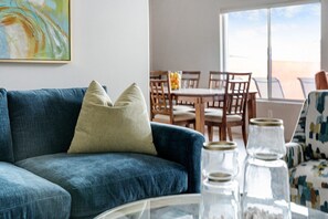 电视、壁炉、电子游戏