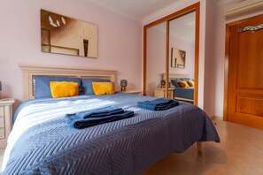 2 Schlafzimmer, Bügeleisen/Bügelbrett, kostenloses WLAN, Bettwäsche