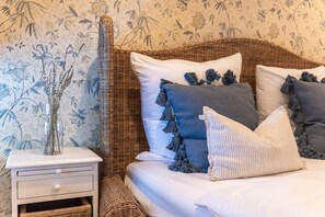 2 Schlafzimmer, Schreibtisch, Reisekinderbett, kostenloses WLAN
