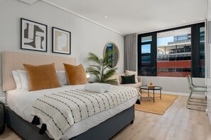 1 chambre, fer et planche à repasser, accès Internet, draps fournis