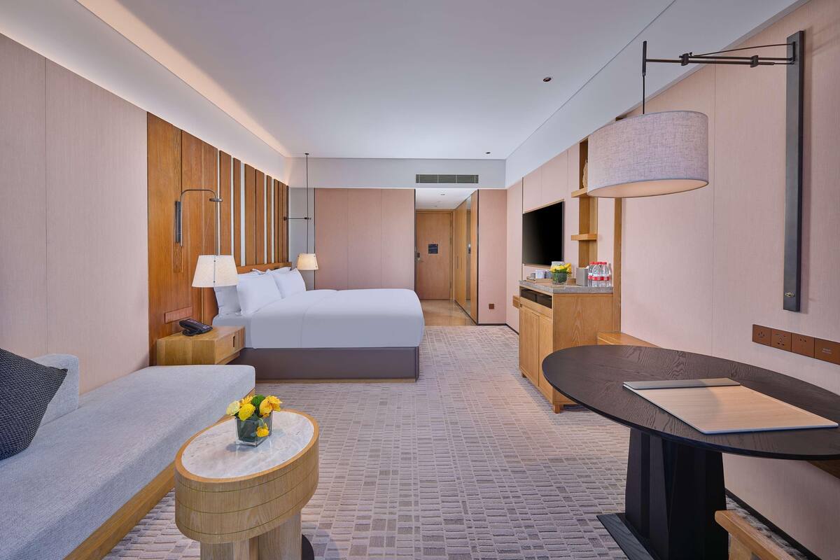 Down duvets, memory-foam beds, free minibar, in-room safe