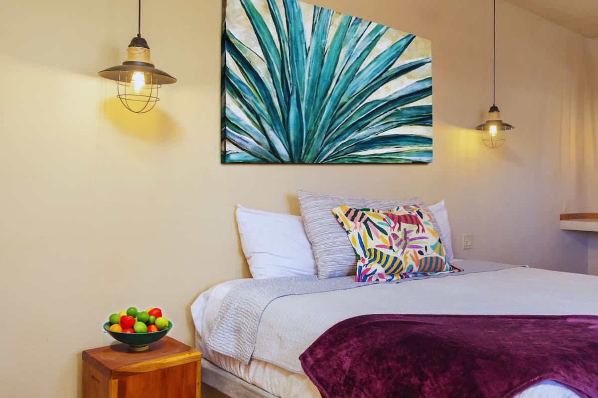 Design Studio, 1 King Bed, Kitchenette, Garden View | Pillowtop beds, individually decorated, individually furnished