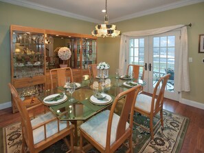 Dining - Hudson Valley's Nature Experience with Incredible Views! (Cold Spring)