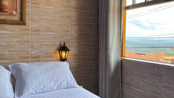 Standard Suite | 1 bedroom, in-room safe, desk, soundproofing