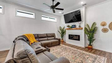 Smart-TV, Kamin