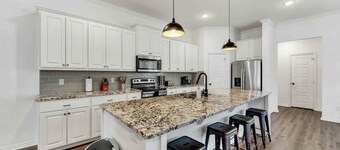 Stay Tyler @ Parade of Homes 