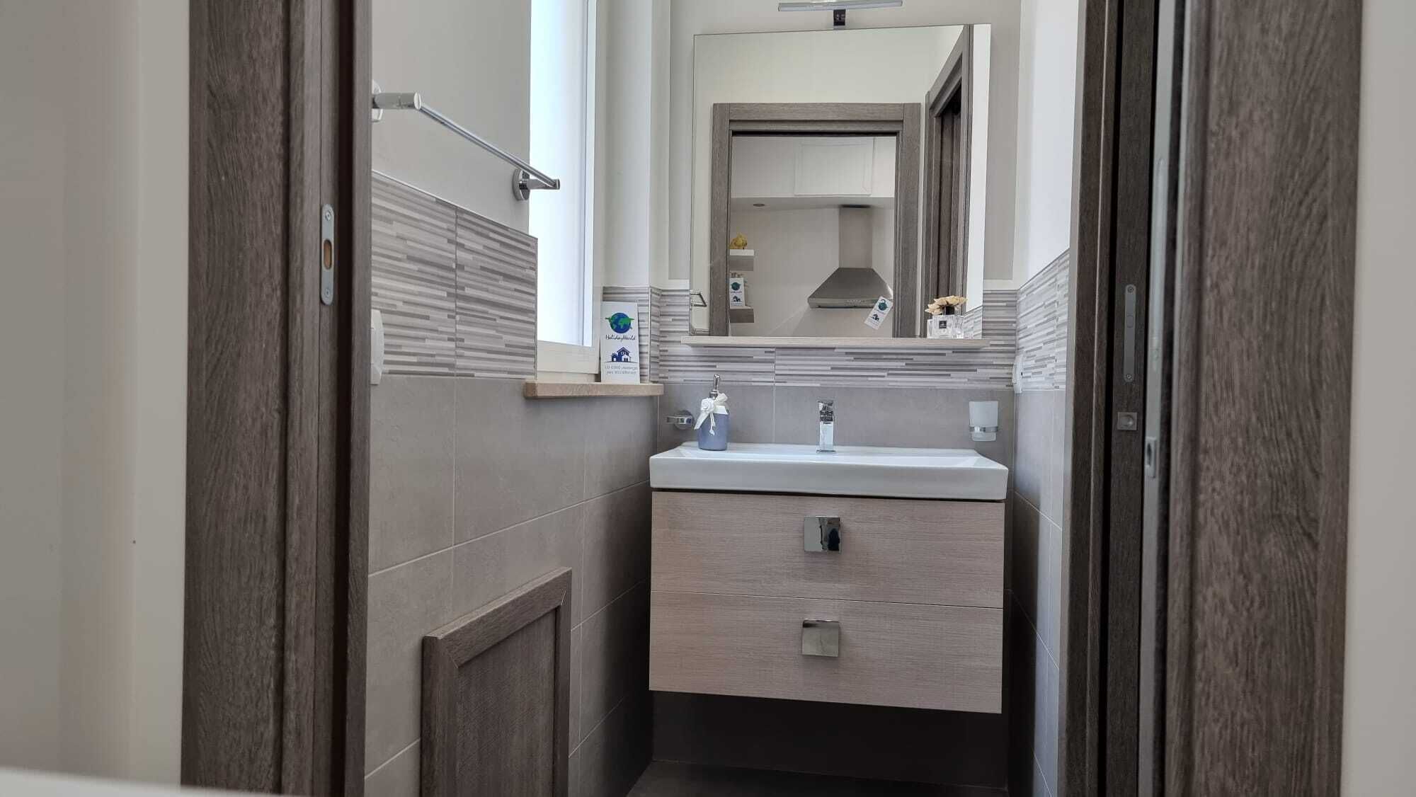 Dusche, Haartrockner, Bidet, Handtücher