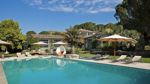 Pool - Villa in Syracuse with 12 bedrooms sleeps 24 (Syracuse)