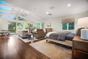 4 bedrooms, iron/ironing board, travel cot, free WiFi