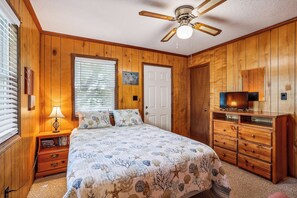 3 quartos, Wi-Fi de cortesia, roupa de cama