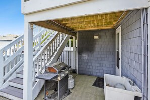 Group,Grill,