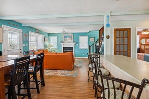 TV, fireplace, DVD player, foosball - Surf N Sound -- Pet Friendly 4BR with Ocean and Sound Views in Duck (Duck)