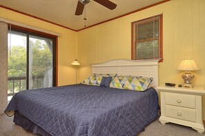 Unclassified image, 2 of 17, button - The Tree House --Flexible Arrival and Stay Dates Year Round (Duck)