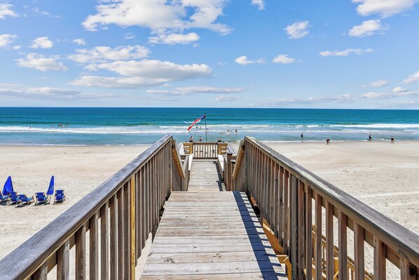 Unclassified image, 1 of 90, button