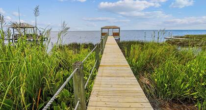 Keepers Loft -- Waterfront Duplex with Pier and Gazebo