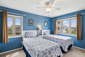 4 bedrooms, free WiFi, bed sheets