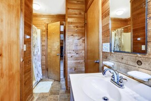 Unclassified image, 5 of 25, button - Timberland -- 4 BR Oceanside home in Southern Duck (Duck)