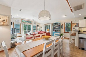 صورة غير مصنفة، 5 من 55، زرّ