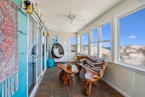 Interior - Amazing Grace -- Unique and Charming 3BR Oceanfront in South Nags Head (Nags Head)