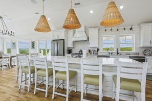 Unclassified image, 4 of 60, button - Newbern - New Cons. Semi Oceanfront in Corolla with Fire Pit, Elevator, Hot Tub and More! (Corolla)