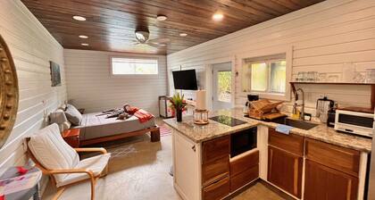 La Vida Belize Studio an Affordable Property Just steps from the Beach