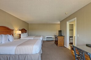 1 bedroom, desk, iron/ironing board, WiFi (free)