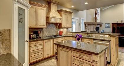 5 Bedroom Home Near Capitol Reef National Park