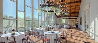 Cozy King Room in Clayton with Mountain Views and Resort Access
