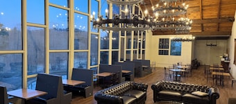 Cozy King Room in Clayton with Mountain Views and Resort Access