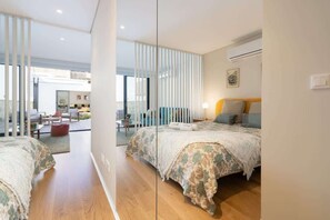 2 chambres, fer et planche à repasser, Wi-Fi, draps fournis