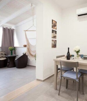 Dining - HOLIDAY HOUSE AERIAL SCREW (Terrasini)