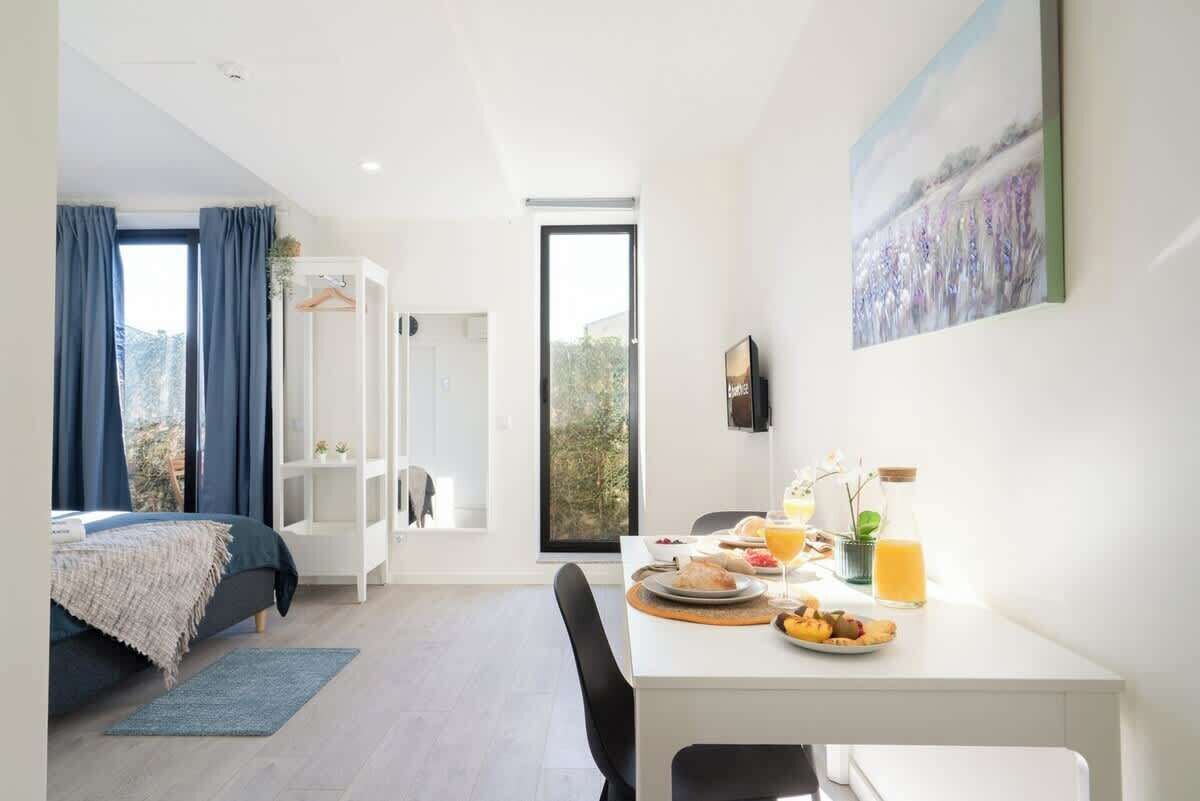 1 camera, ferro/asse da stiro, Wi-Fi, lenzuola