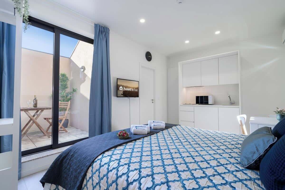 1 bedroom, iron/ironing board, travel cot, WiFi