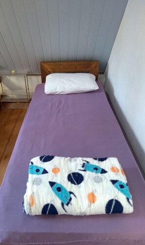 Cabin | 2 bedrooms, Egyptian cotton sheets, premium bedding