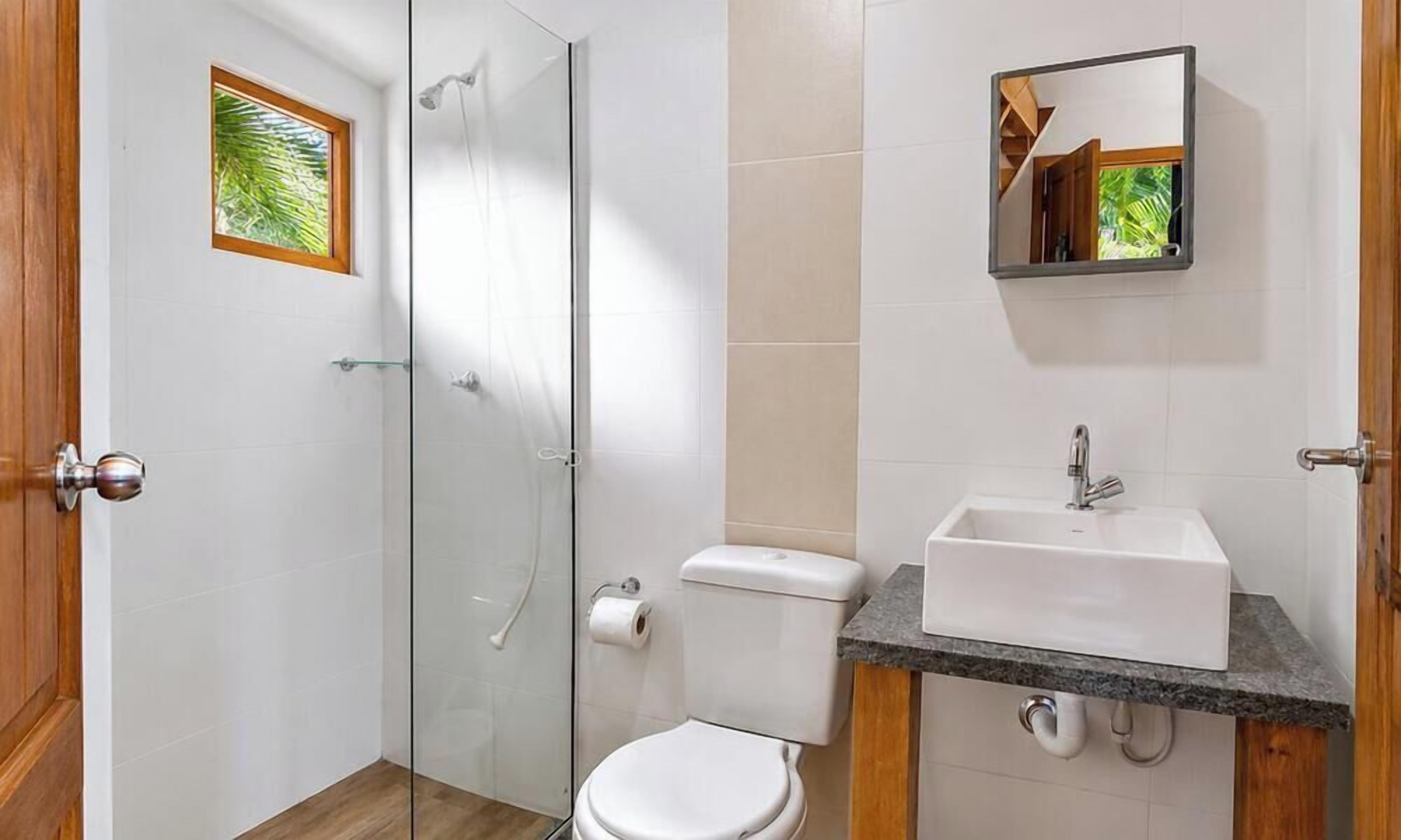 Sitio Libardo - 3Q - com Jacuzzi Privativa - Nova Trento - SC | Bathroom