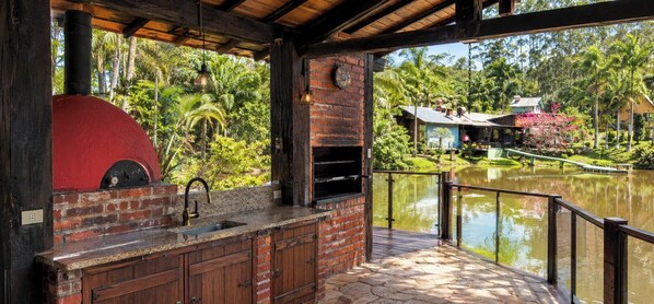 BBQ/picnic area