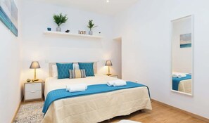 2 chambres, fer et planche à repasser, Wi-Fi, literie fournie